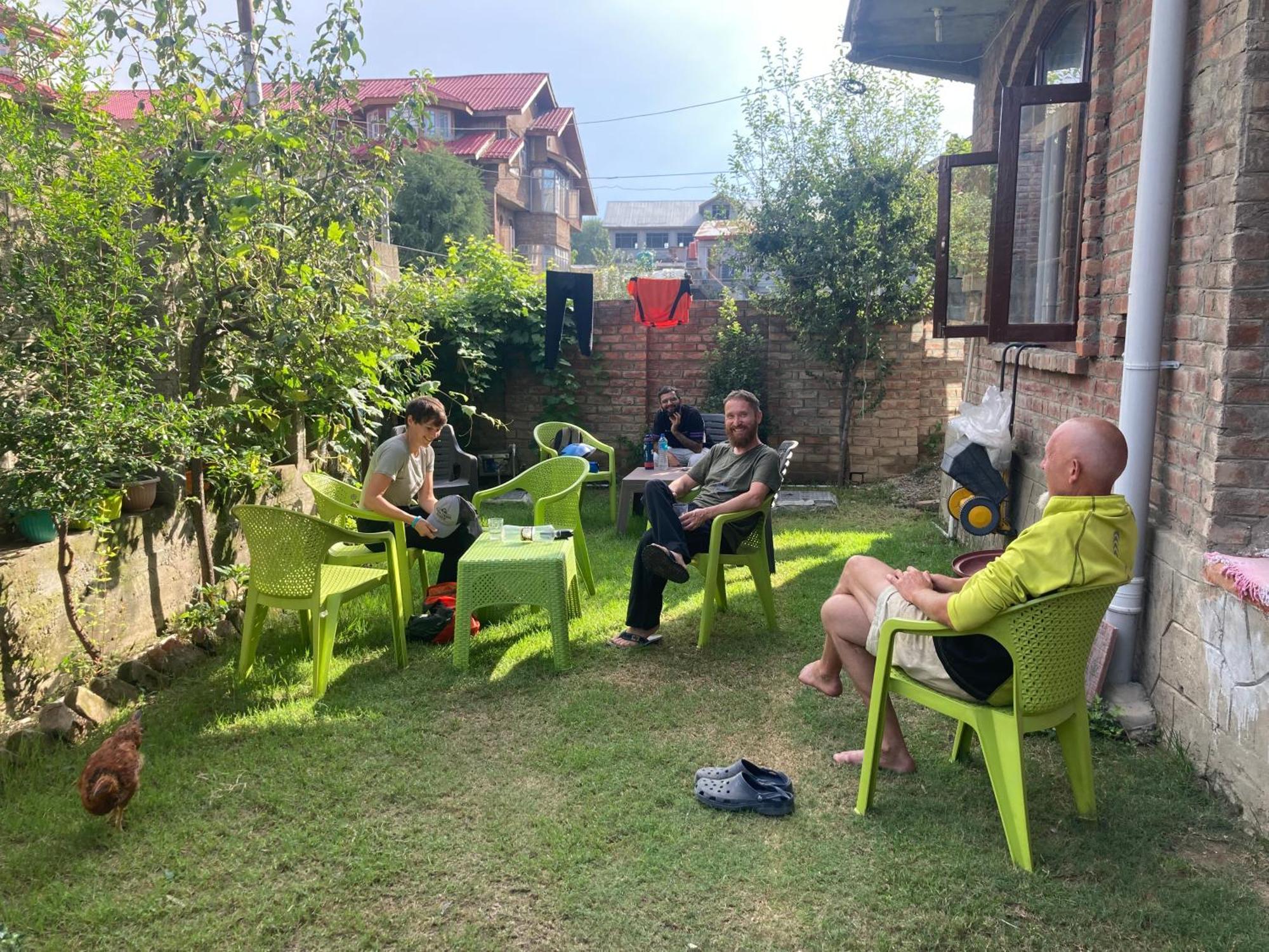 John'S Homestay Srinagar  Bagian luar foto